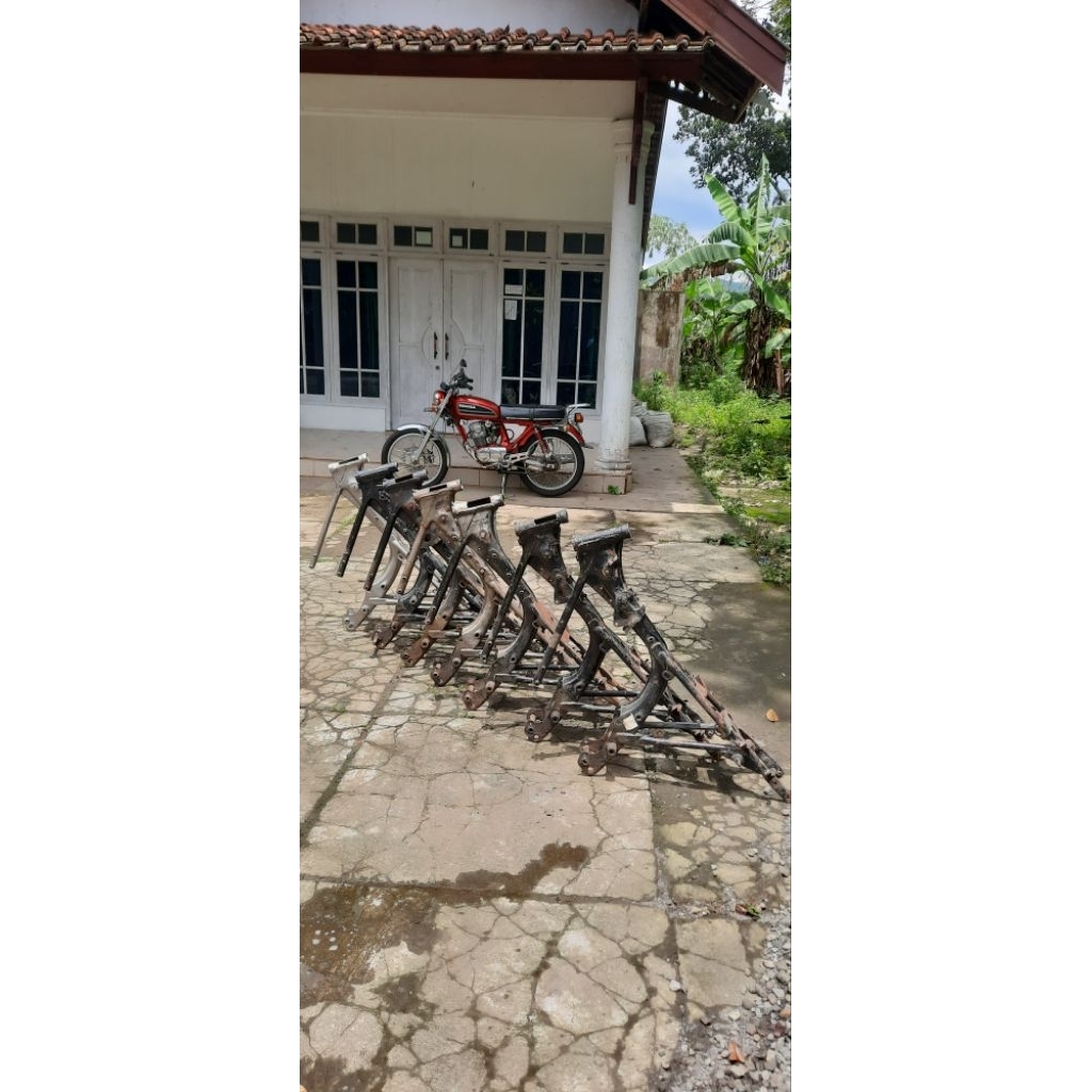 Rangka Gl100 Original glogor besar utuh standar