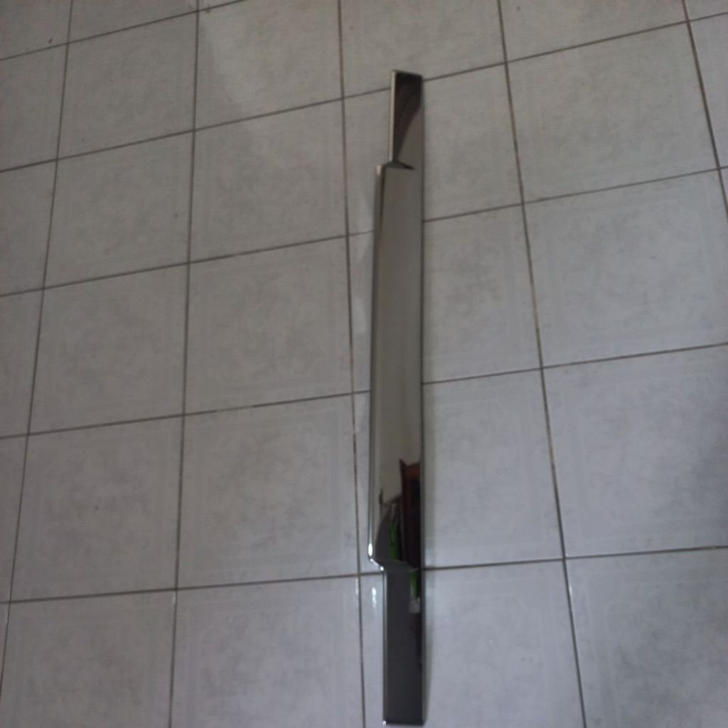 TRUNK LID LIS CHROME PINTU BAGASI SUZUKI APV SEMUA TIPE ORIGINAL