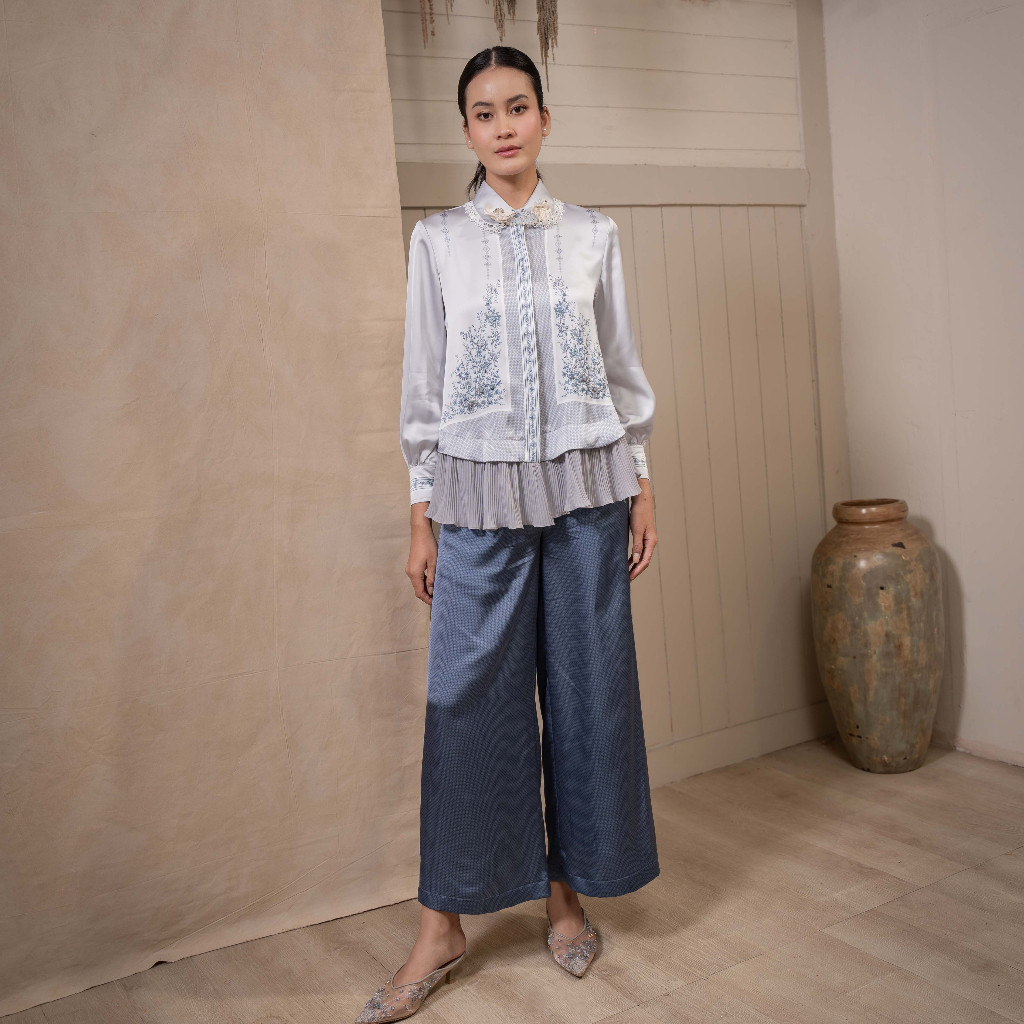 Vaia Atelier - Atasan Kemeja Wanita Emmery