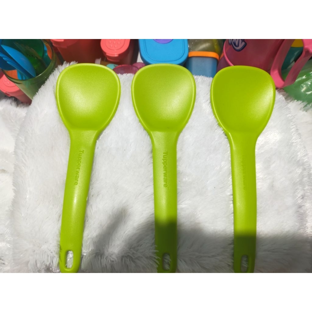 Tupperware centong nasi baru/new