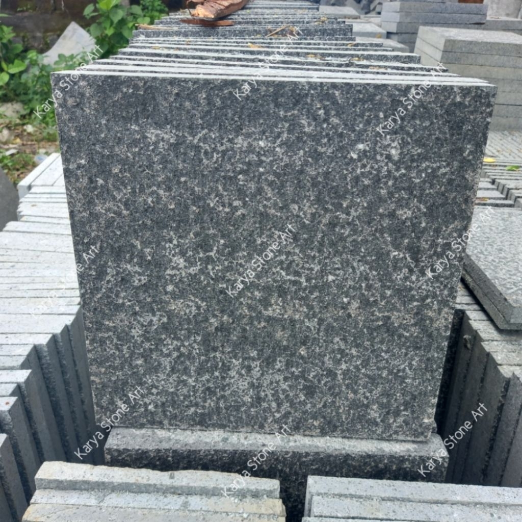 Batu Andesit Bakar 40x40x3 | Andesit Hitam Bakar | Batu Alam Andesit Bakar | Batu Andesit Tulungagun