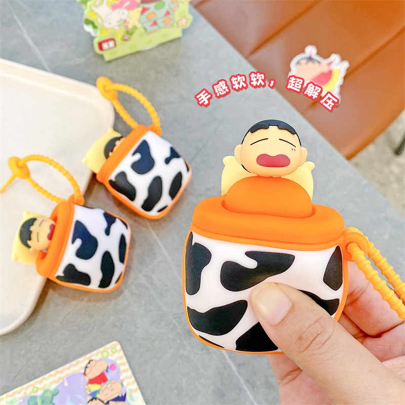 Gantungan Kunci Shinchan Susu Sapi Cute Squishy | Keychain Boneka Lucu Tekan Empuk Aksesoris Tas Ana