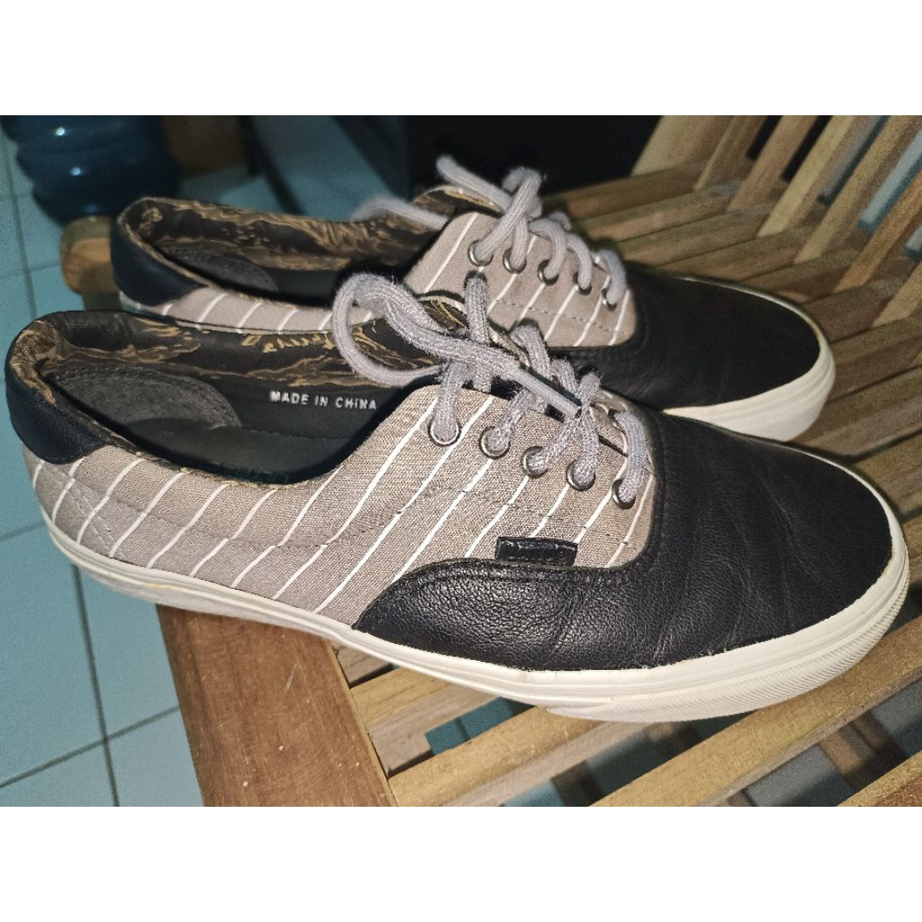sepatu vans second ori