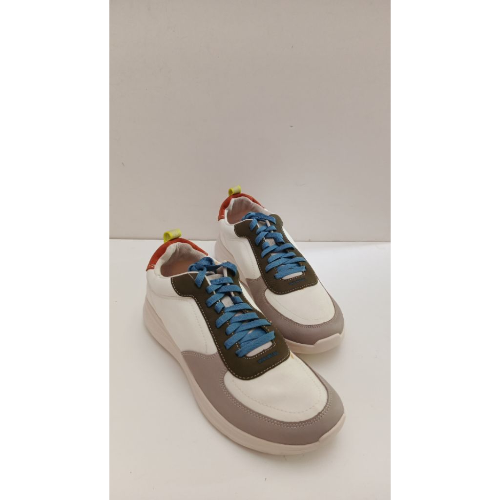 Hush Puppies Sepatu Sneakers Pria Size 45