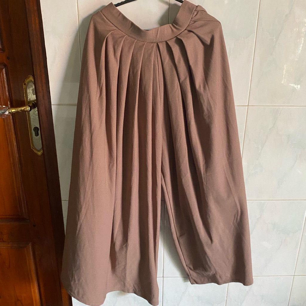 Preloved | Celana Gombrong Kulot kain karet ukuran XXL