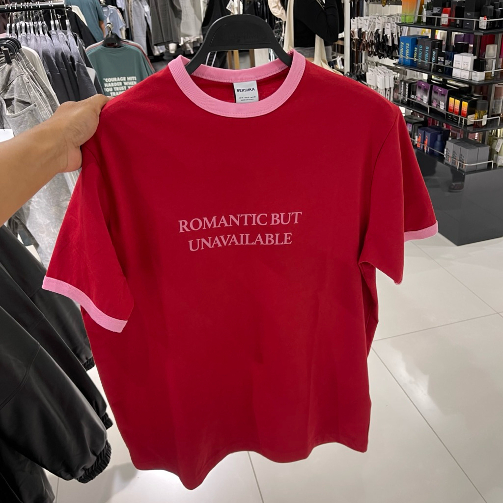 Kaus T-shirt BERSHKA MEN Jastip (jasa titip)