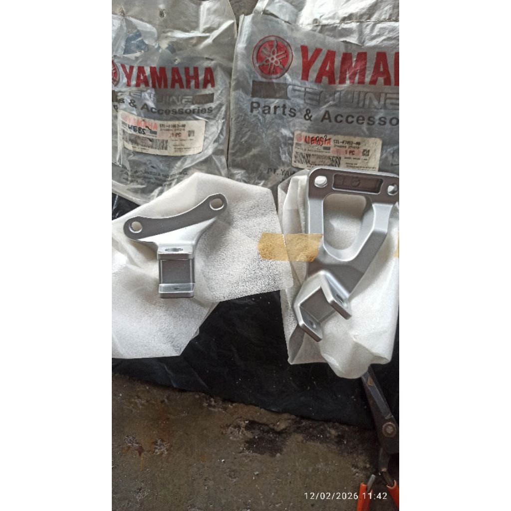 Breket Sayap Footstep Fustep Step Belakang Mio Sporty Original 5TL-F7440-00 5TL-F7430-00
