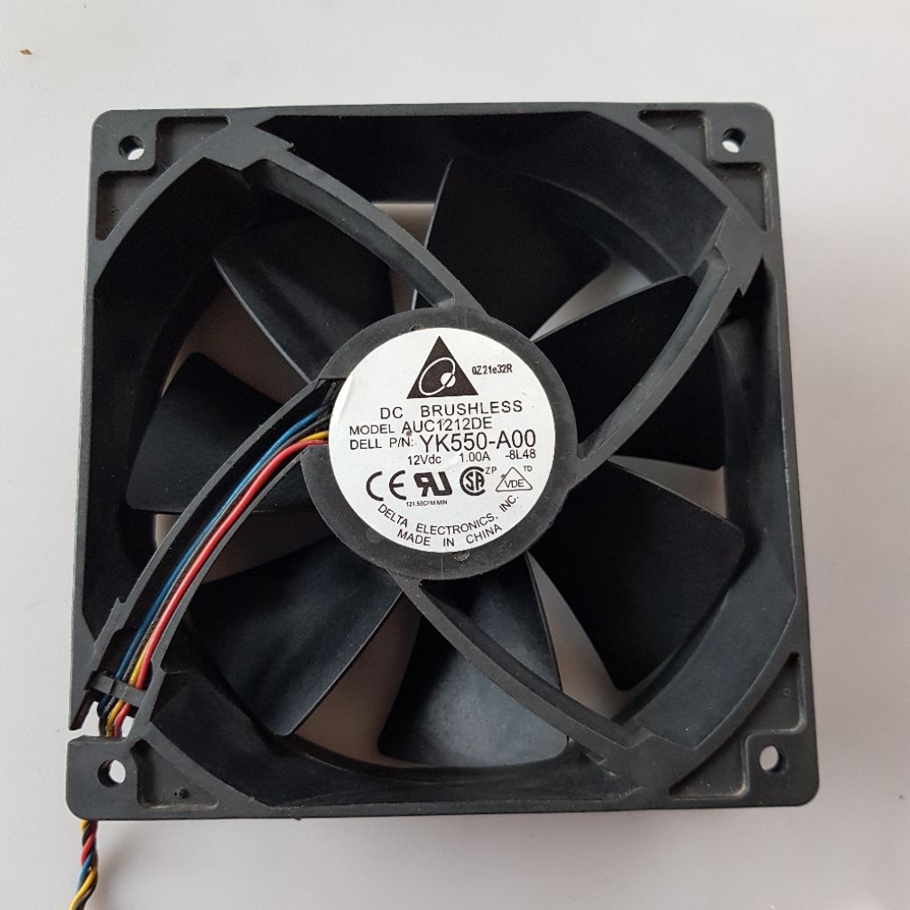 Kipas Fan DELTA DC12V_1.00A 12x12 4pin