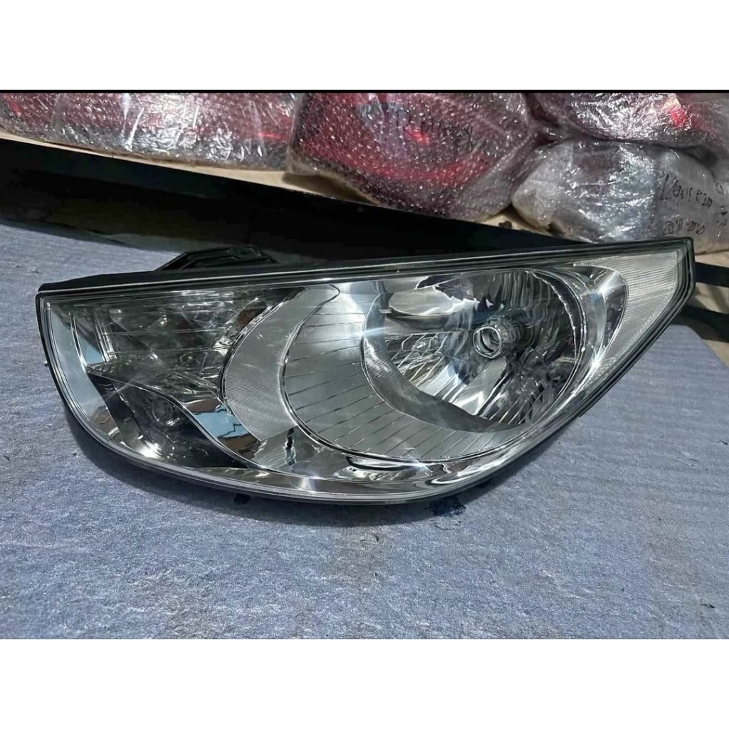 Headlamp Lampu Depan Hyundai Tucson Original