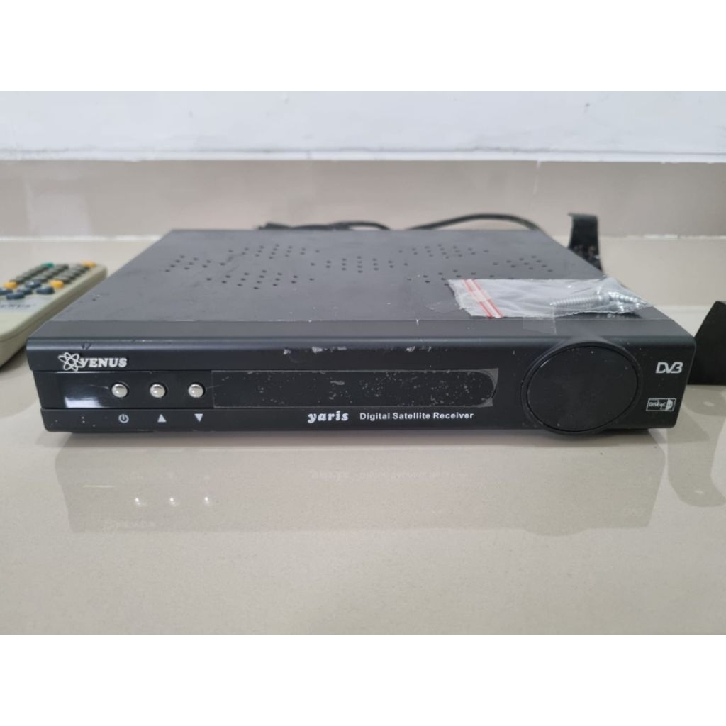 Digital satelite receiver