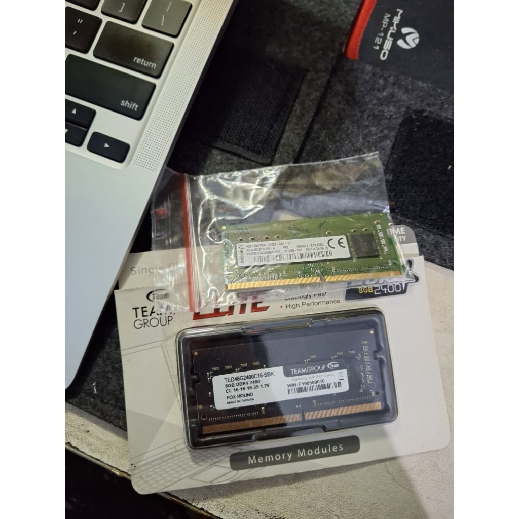 Ram 12 GB ddr4 laptop 2400mhz 8gb + 4gb.