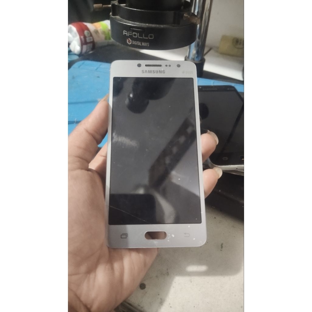 lcd copotan j2 prime ori minus tc harus ganti