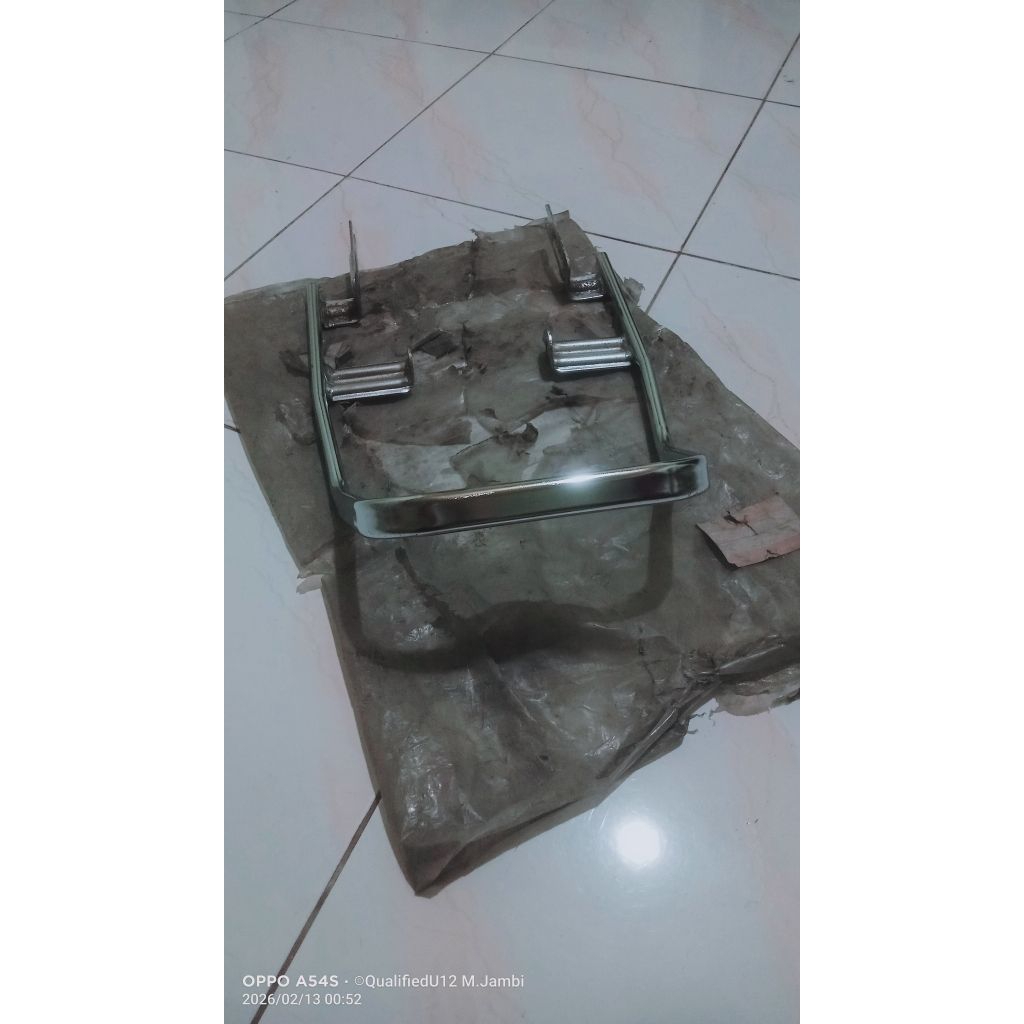 Behel Behel Belakang Suzuki A 100 Econos Original SGP