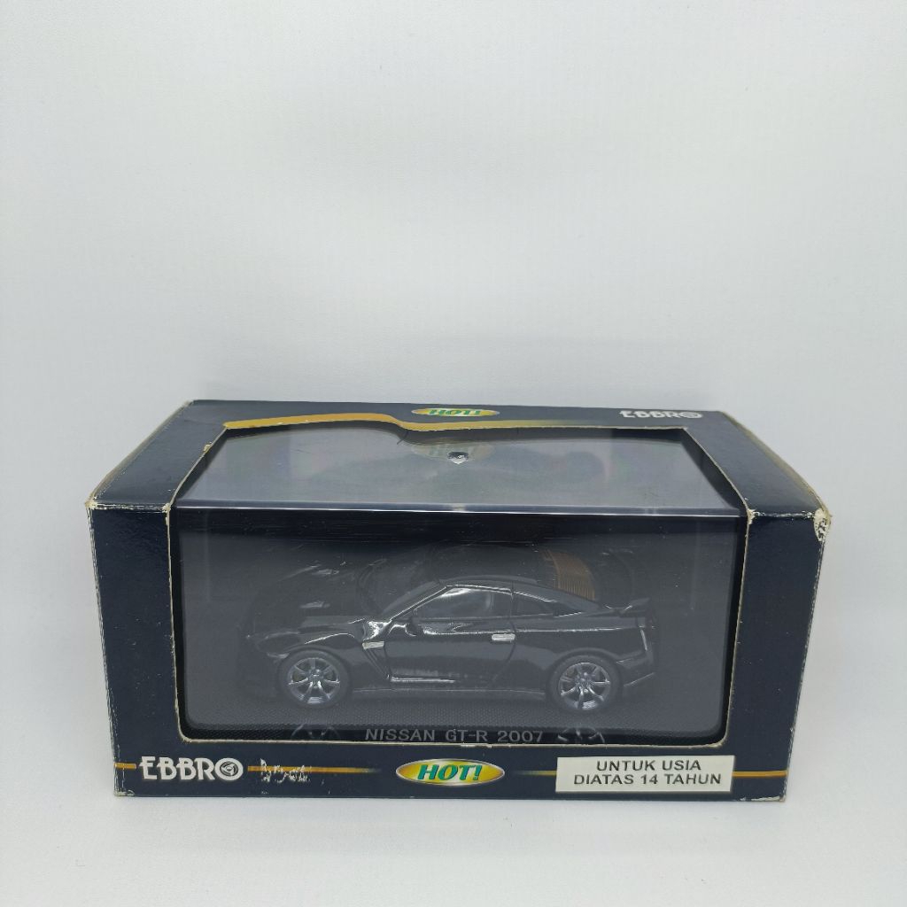 Ebbro Nissan GT-R 2007 Skala 1:43 Original