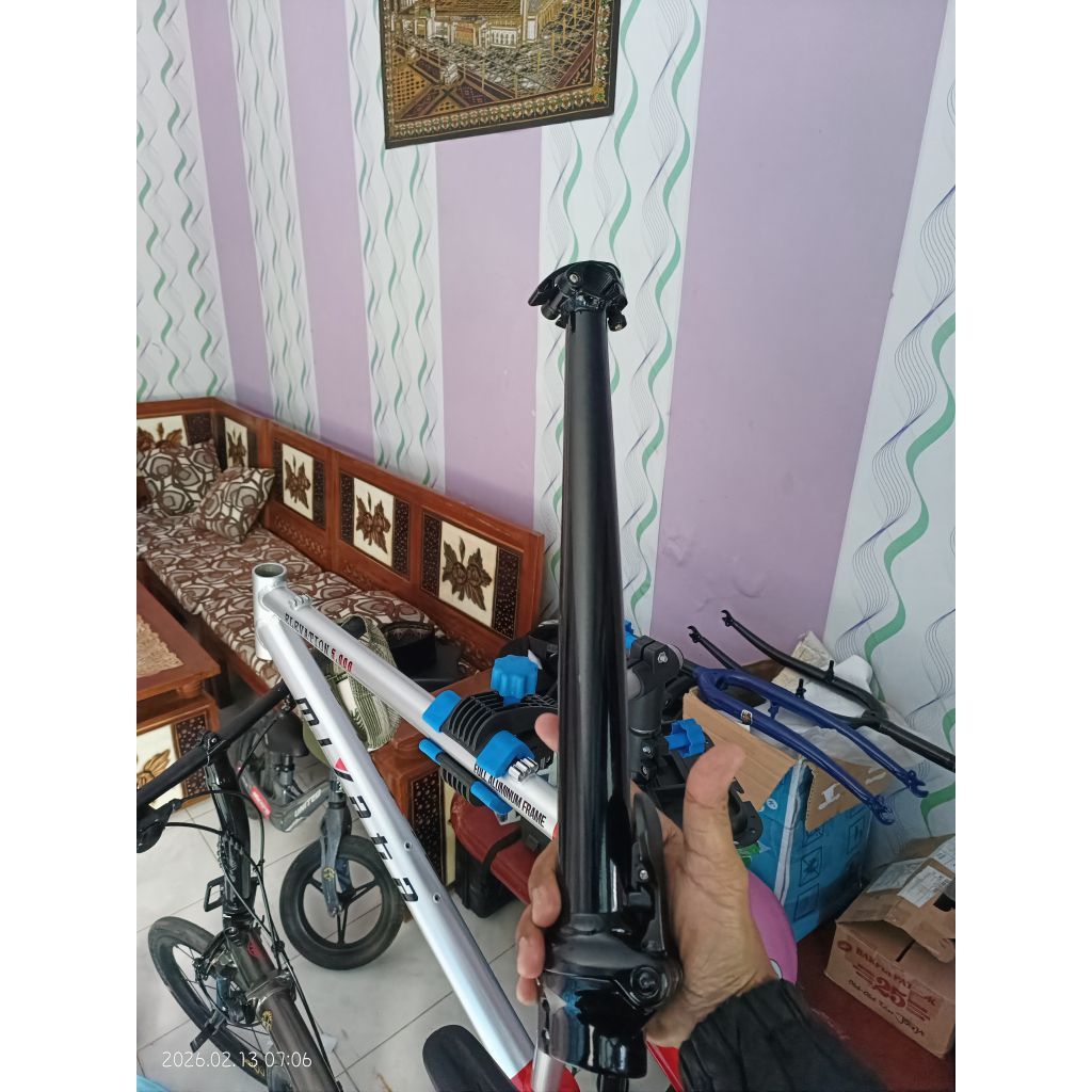 Seatpost_copotan_united_trifold_5d
