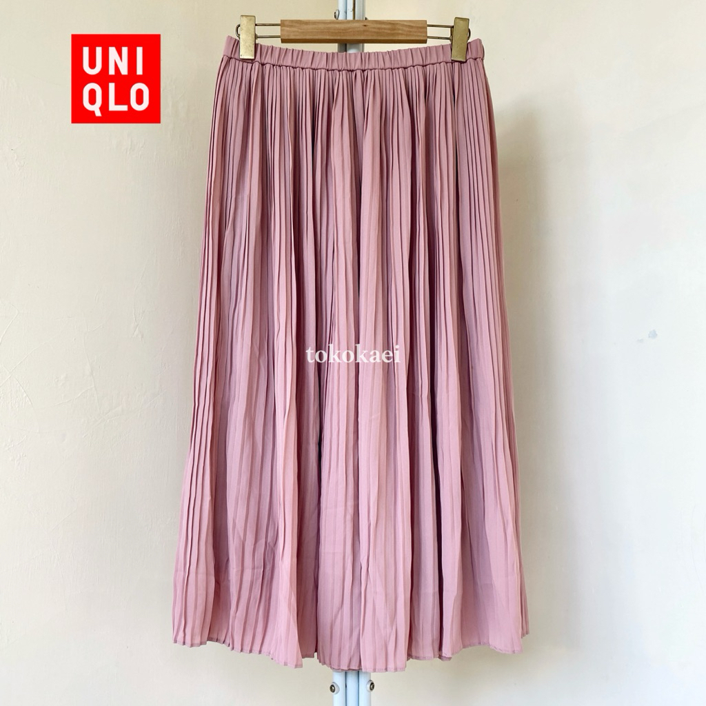 Dusty Pink Sifon Pleated Skirt Uniqlo