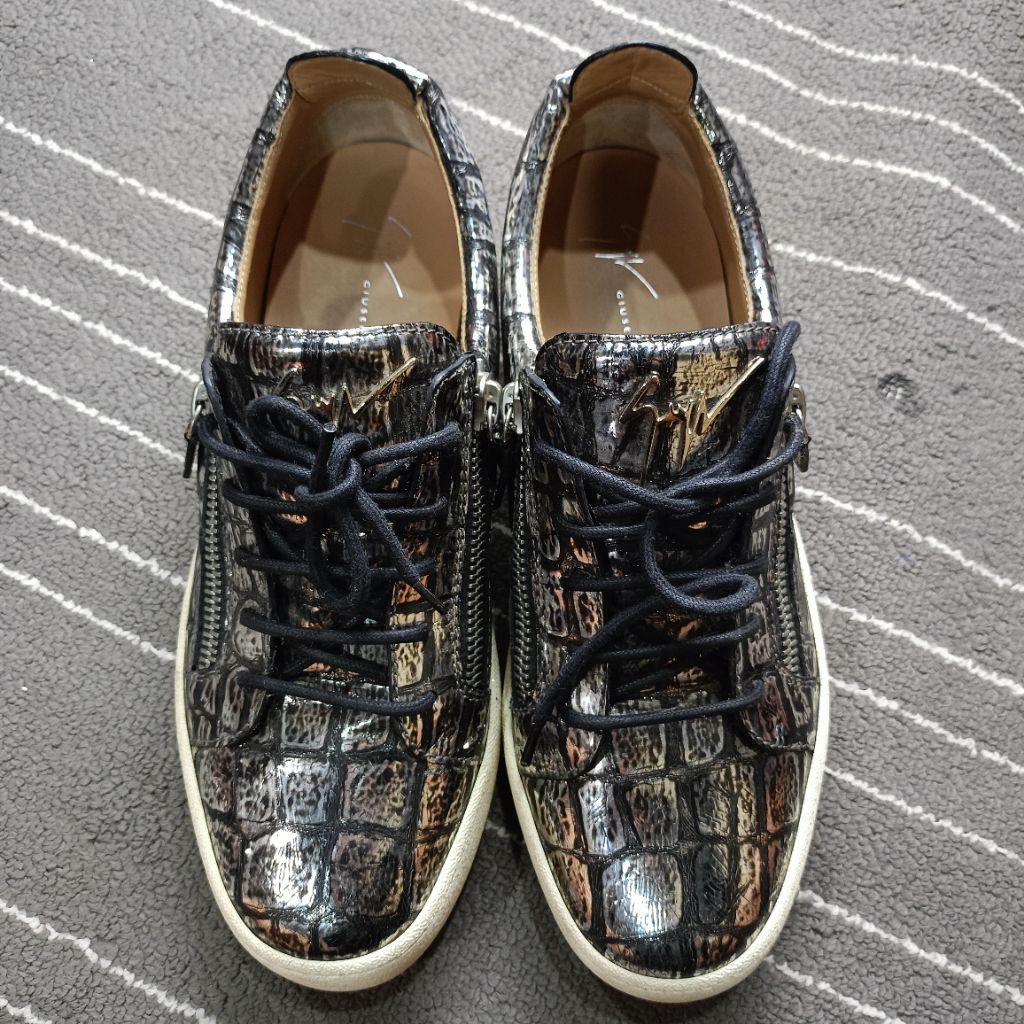 Sepatu Giuseppe Zanotti Low