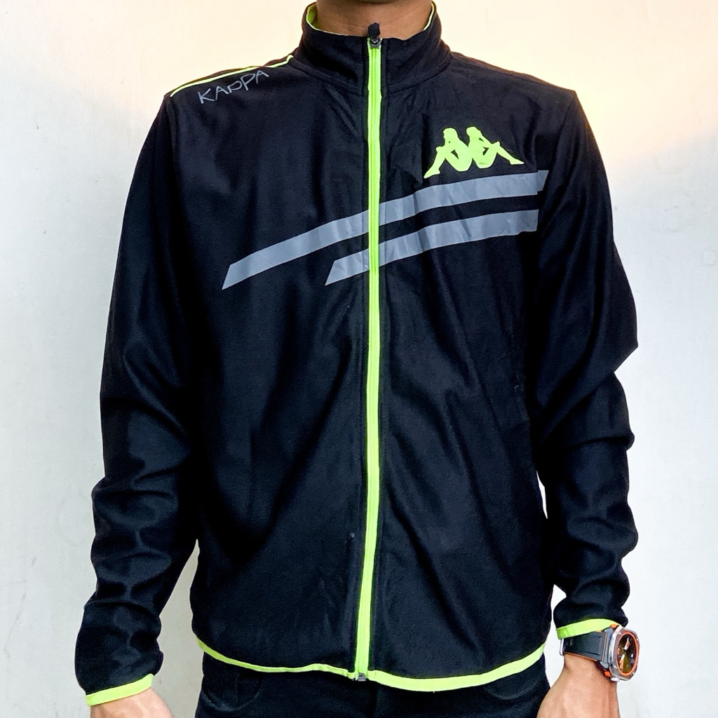 kapa jaket olahraga size S, M