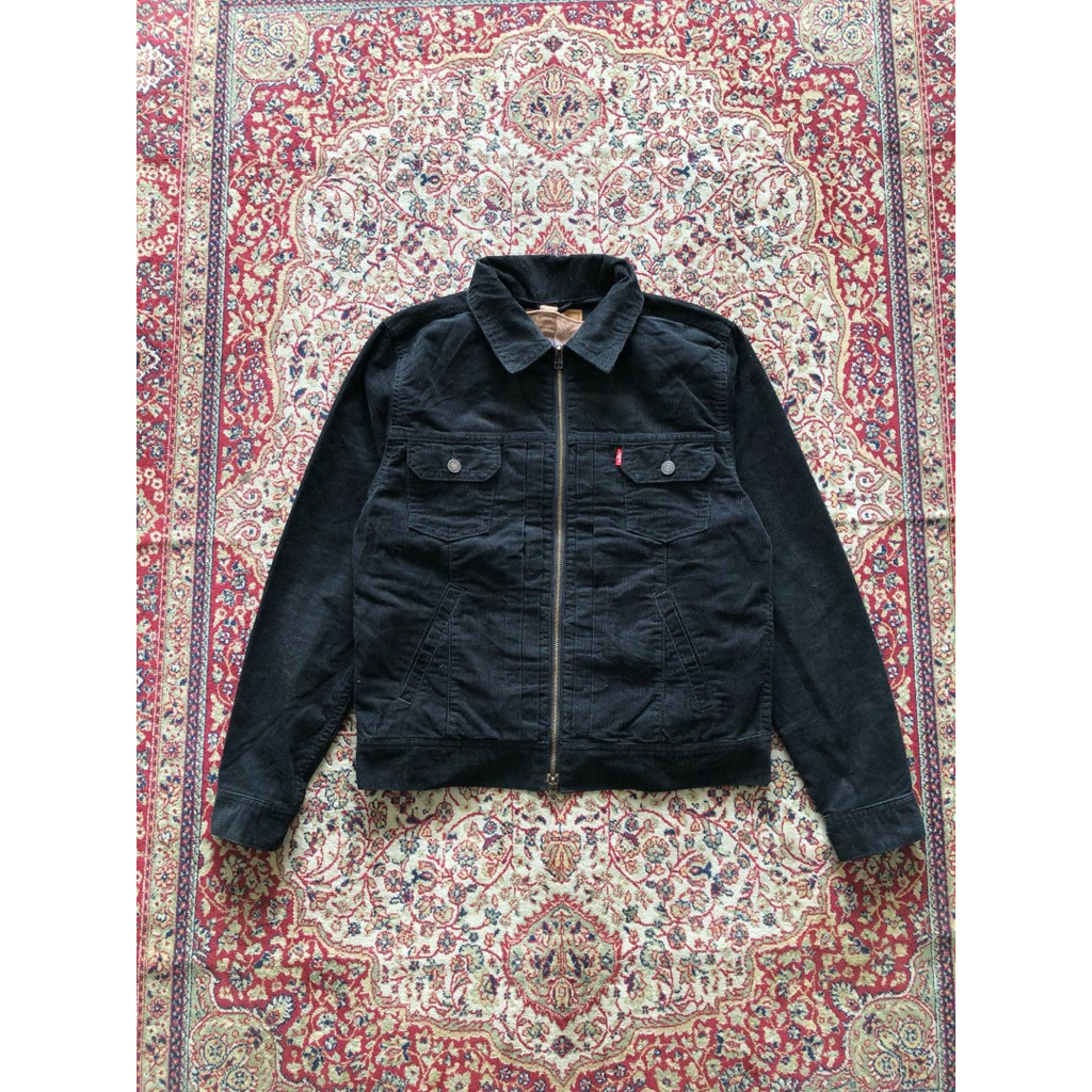 L evis corduroy trucker jacket  Vintage L ep is trucker Vintage Corduroy trucker H972