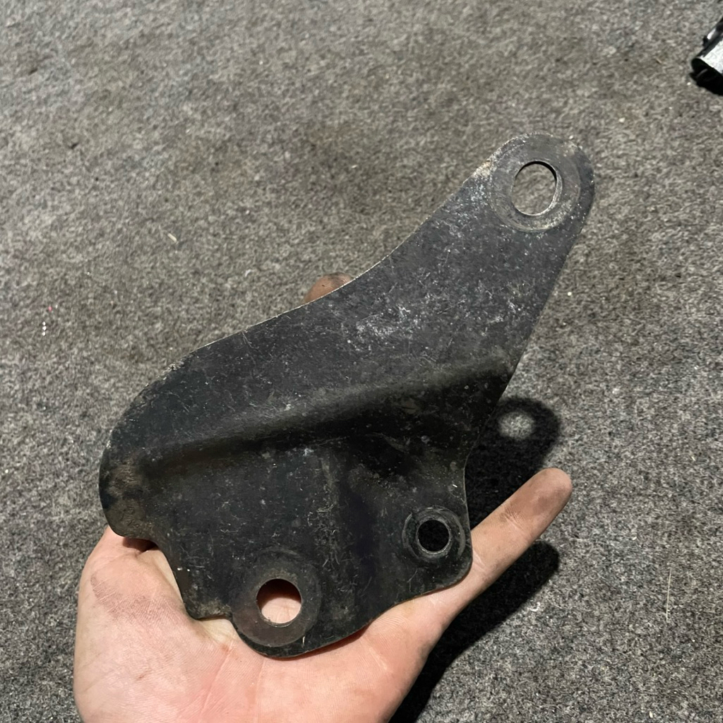 bracket dudukan pangkon knalpot jupiter z original