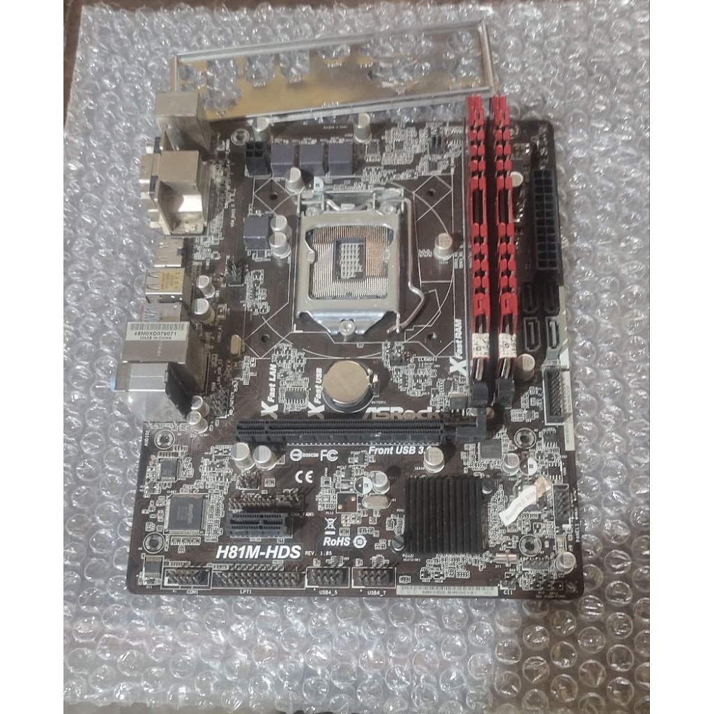 Motherboard Asrock H81M - HDS + RAM 4gb