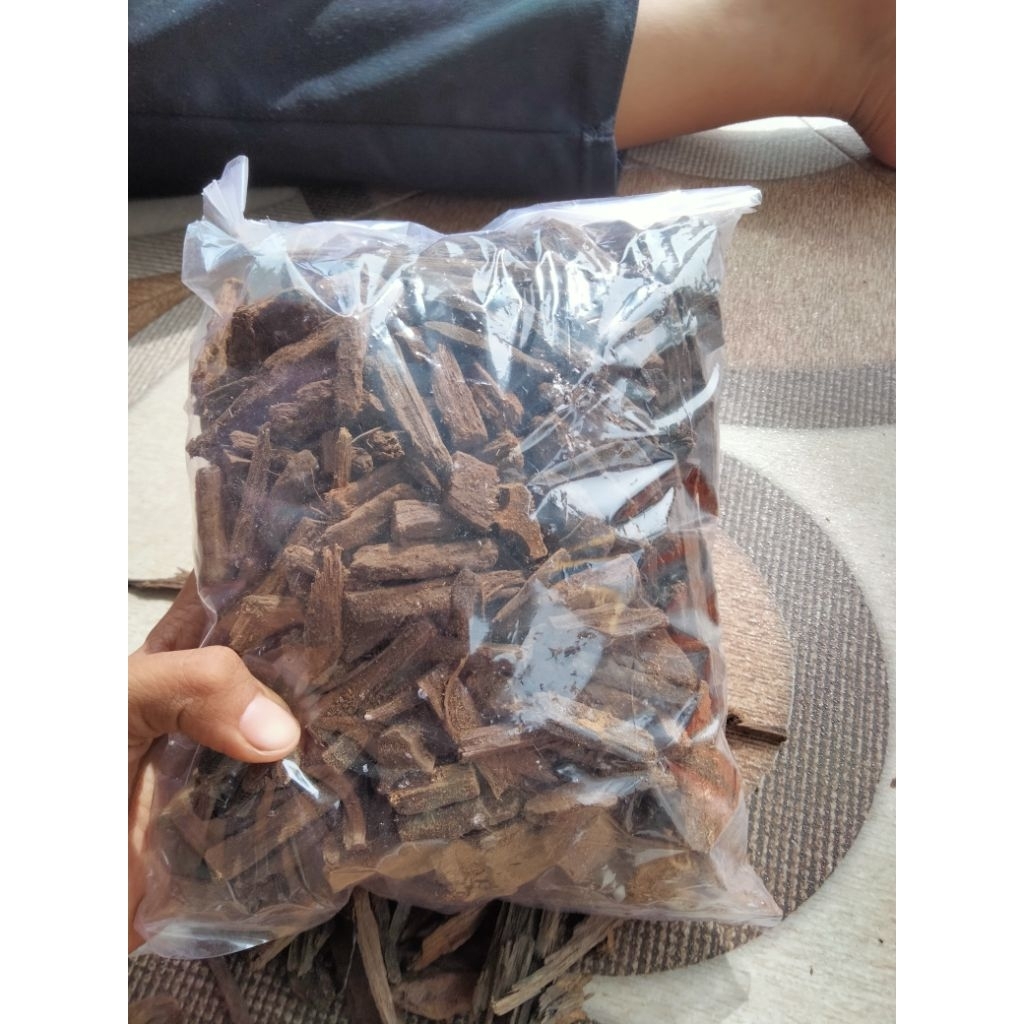 Buhur stik kayu gaharu Kalimantan