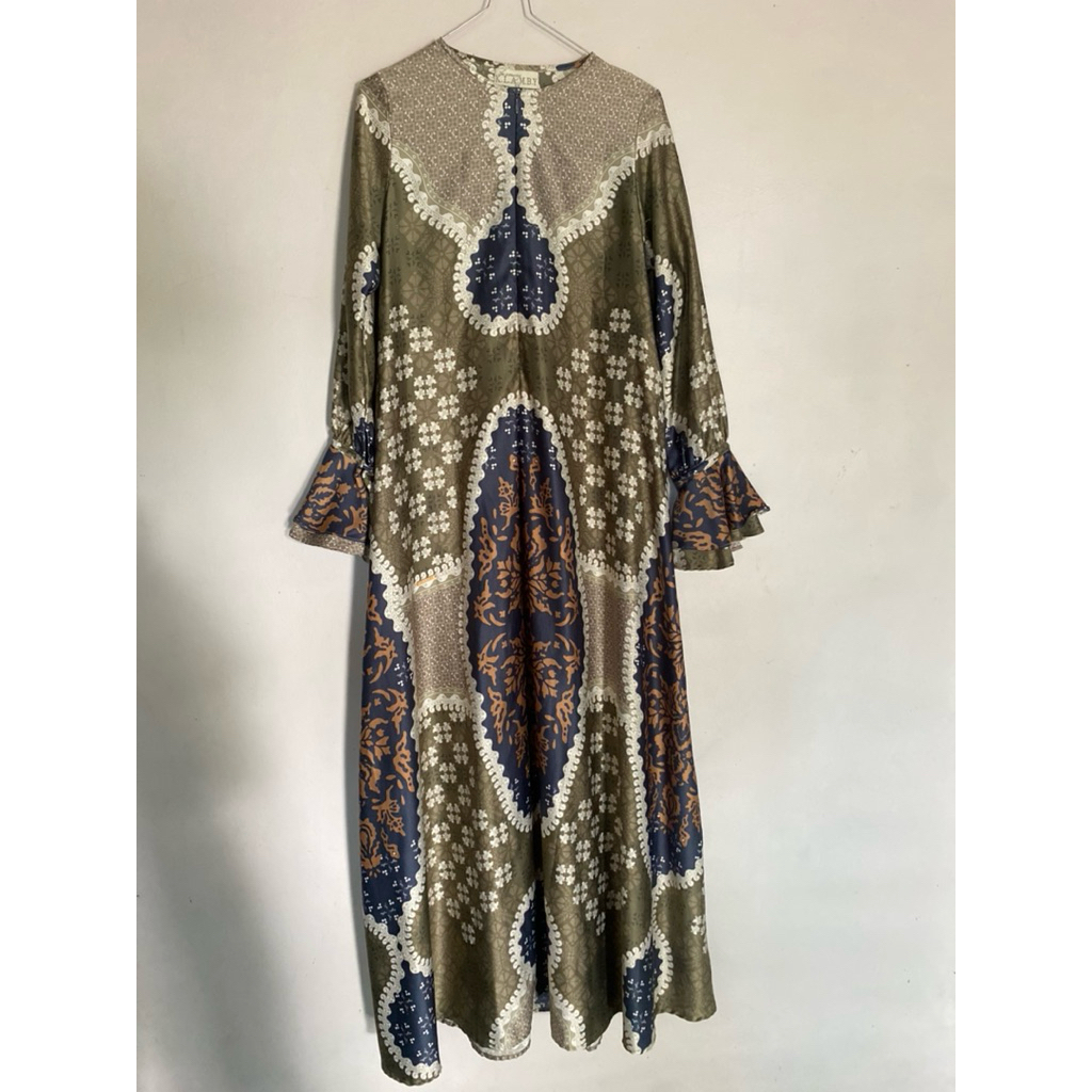 gamis wearing klamby pl