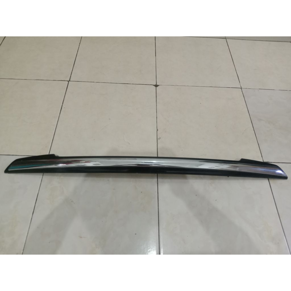 trunklid Innova grand 2013