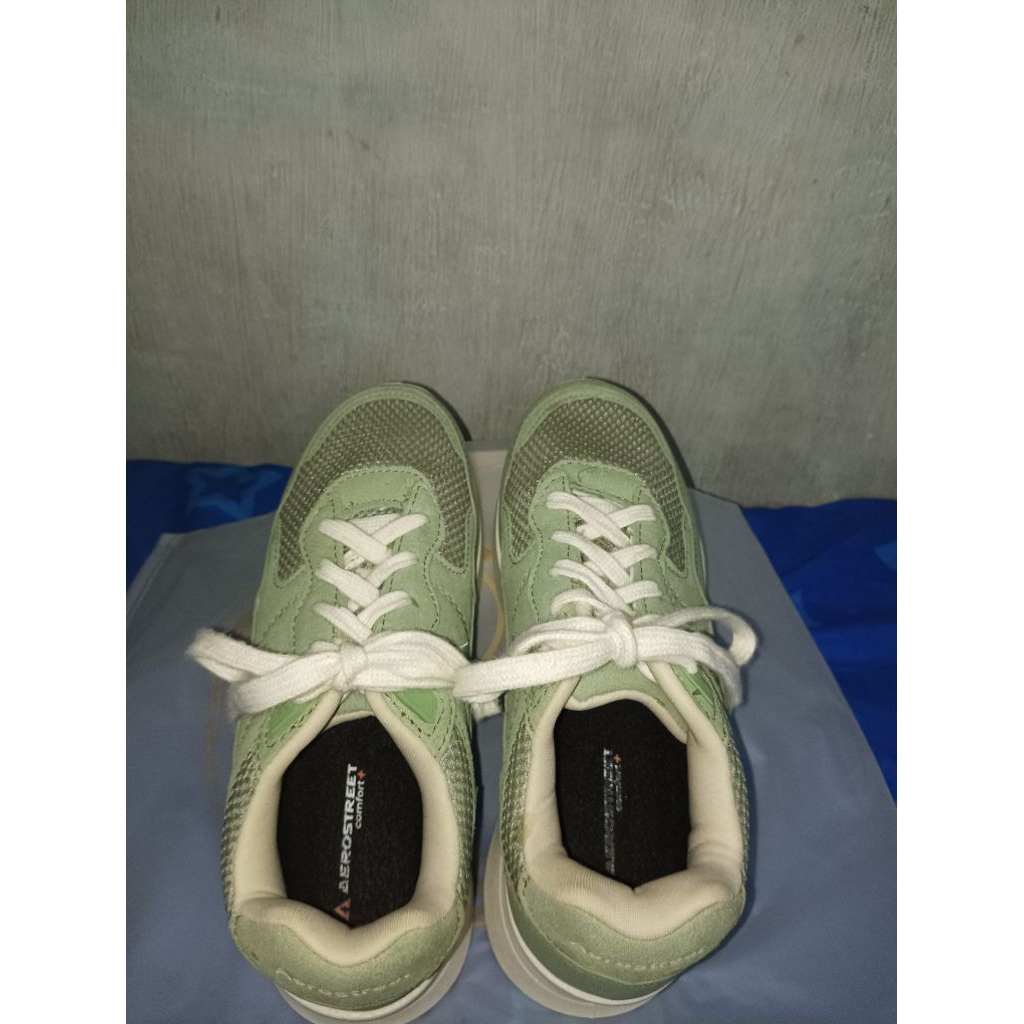 Sepatu Aerostreet warna Hijau Mint ukuran 39