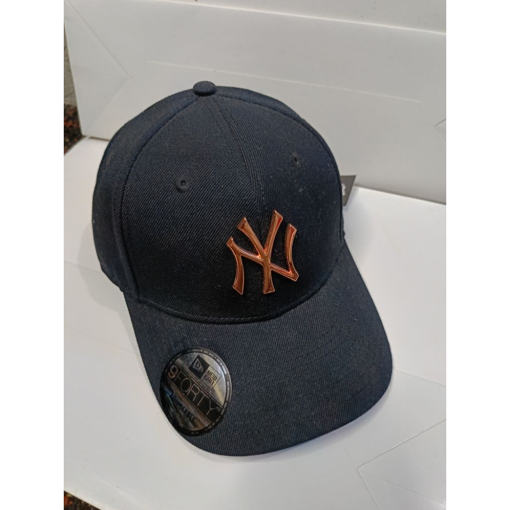 TOPI NY LOGO BESI