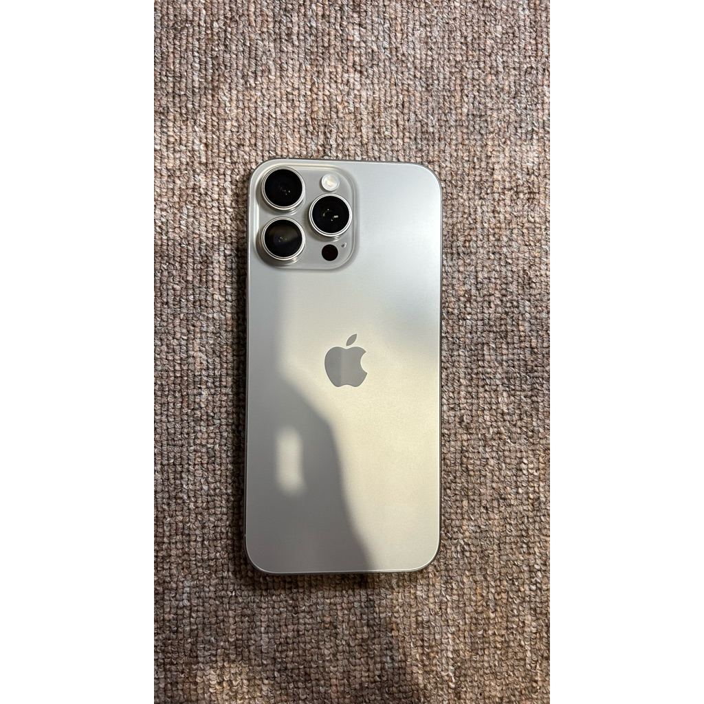 IPone 16 Pro Max Second- Garansi Resmi Ibox