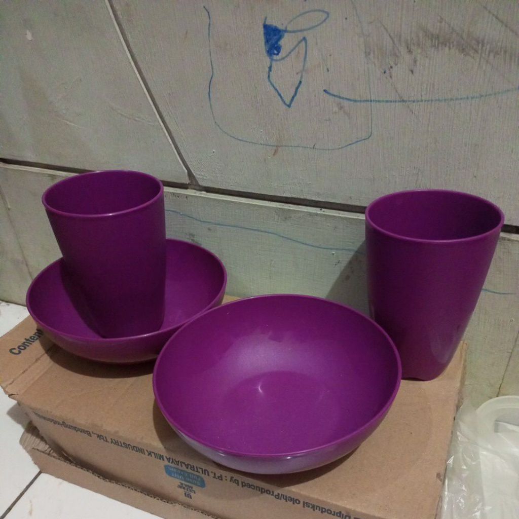 set oh bowl 700ml oh tumbler 525ml Tupperware baru