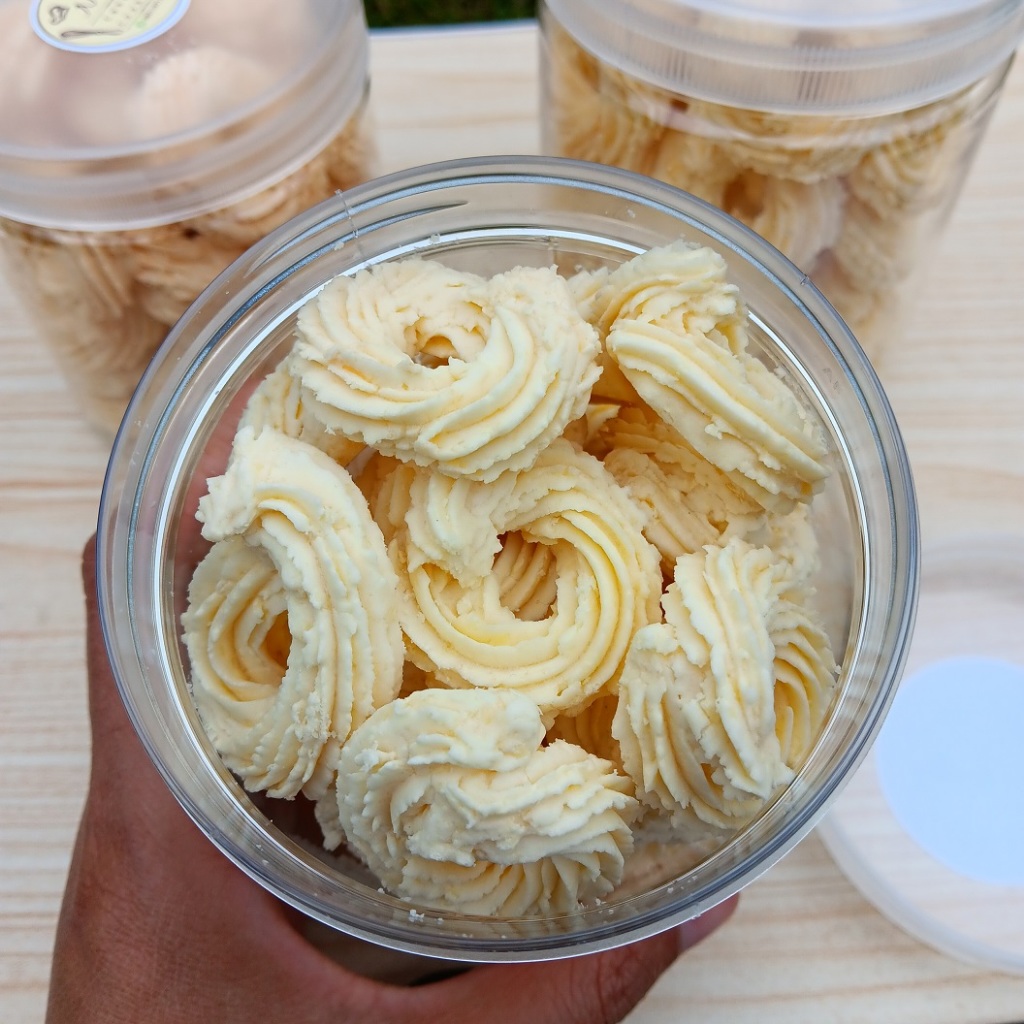 Kue Sagu Keju Premium Bahan Pilihan Toples 800ml