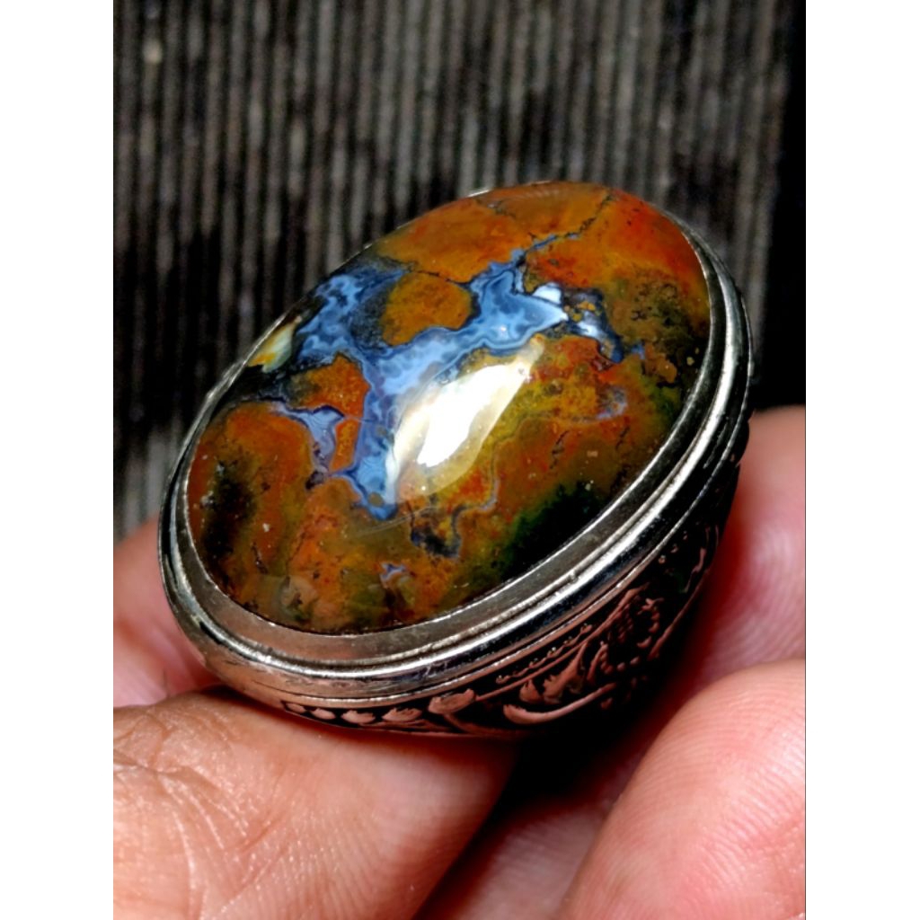 cincin batu pancawarna