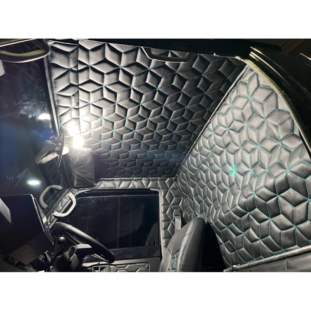 COVER DINDING BELAKANG L300 + Pilar Belakang Pintu (pas dudukan sabuk pengaman) BISA REQUEST WARNA