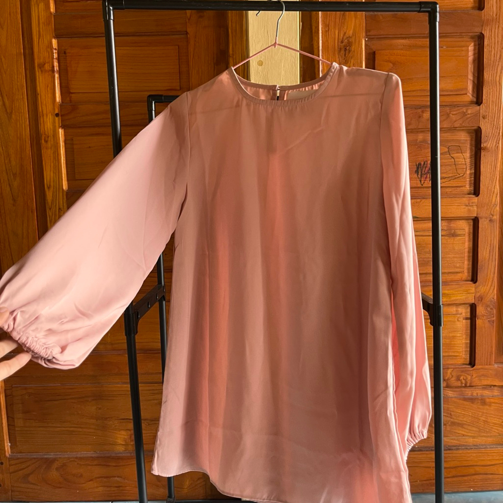 PL ESMEE TOP BY HIJABCHIC  (HIJABCHIC GOLD) ALARA SERIES RAYA 2023