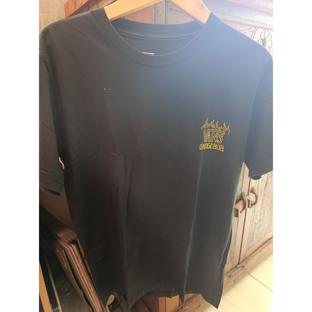 kaos vans x spongebob