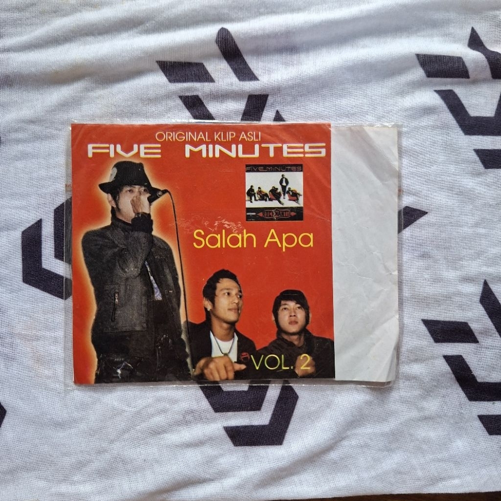 Kaset vcd lagu album five minutes