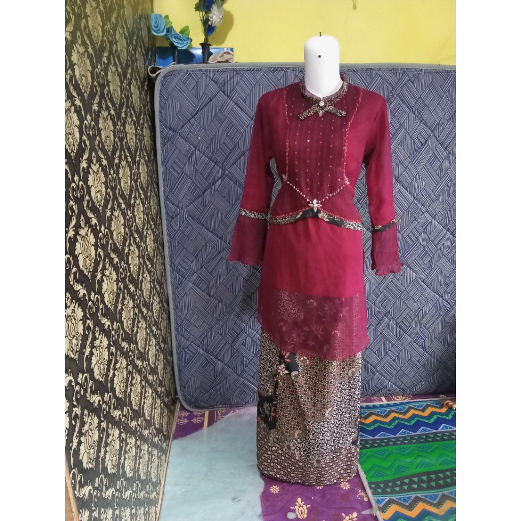 Setelan pesta/kondangan wanita preloved