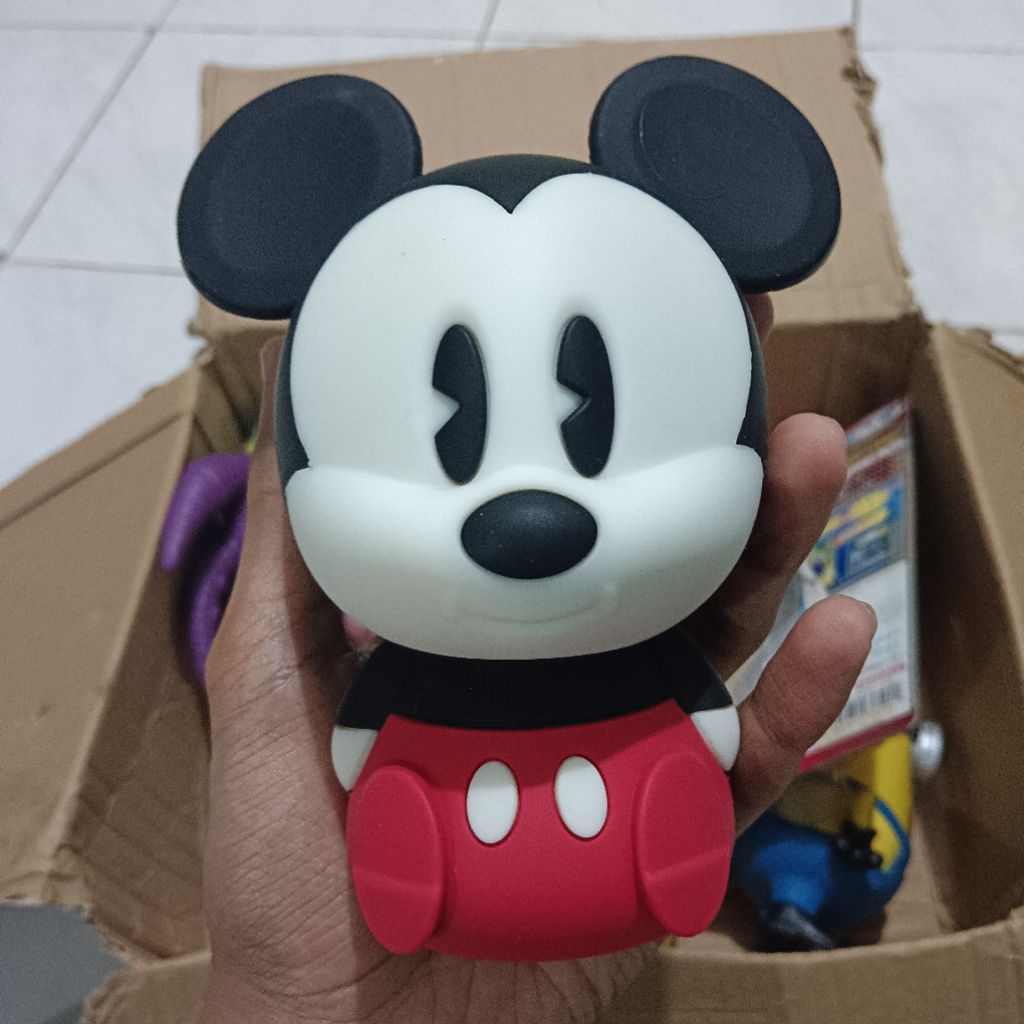 Mickey mouse ori Disney