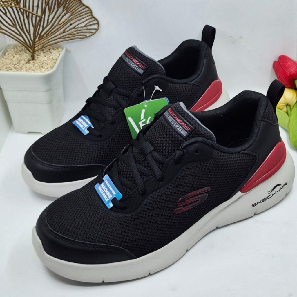 SKECHERS AIR DYNAMIGHT MENS RUNNING ORIGINAL SEPATU LARI PRIA HITAM