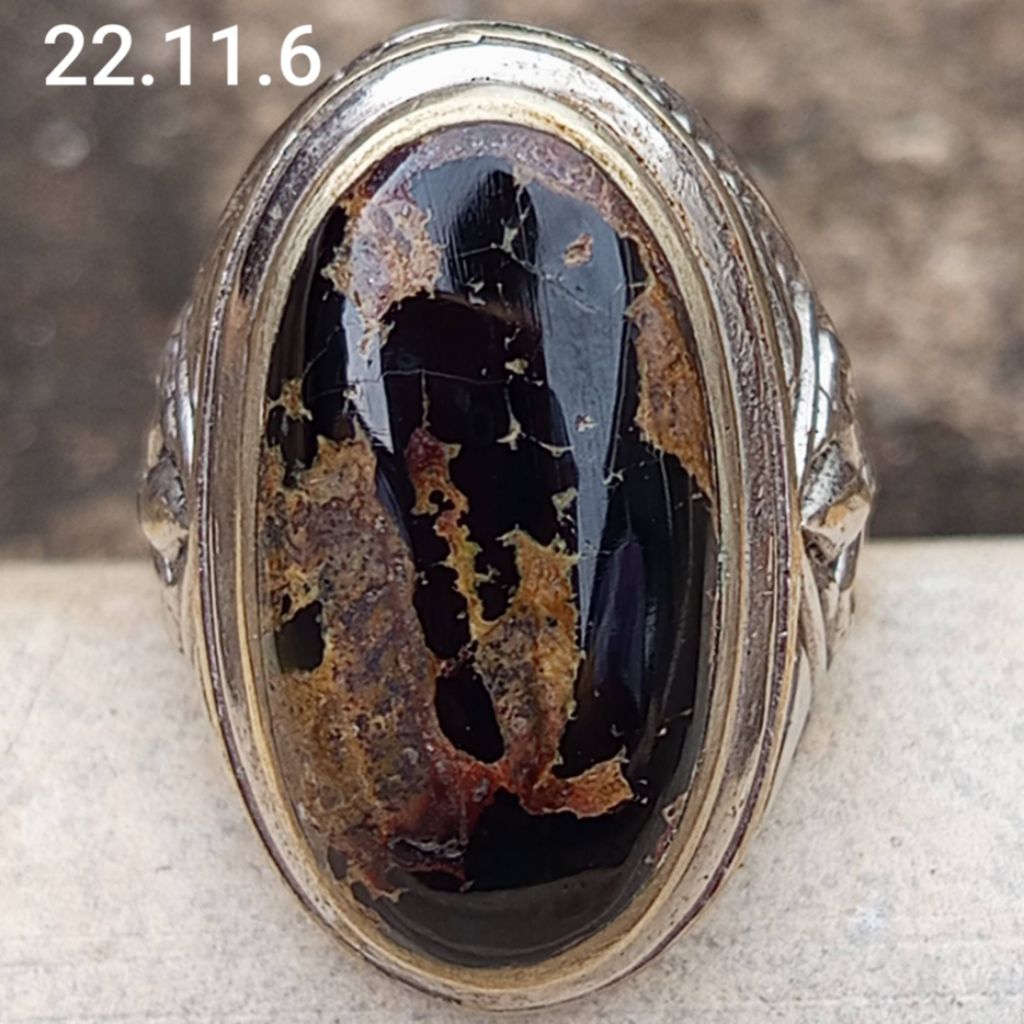 Natural pirus persia asli...warna hitam pekat...Ring alpaka.uk..18