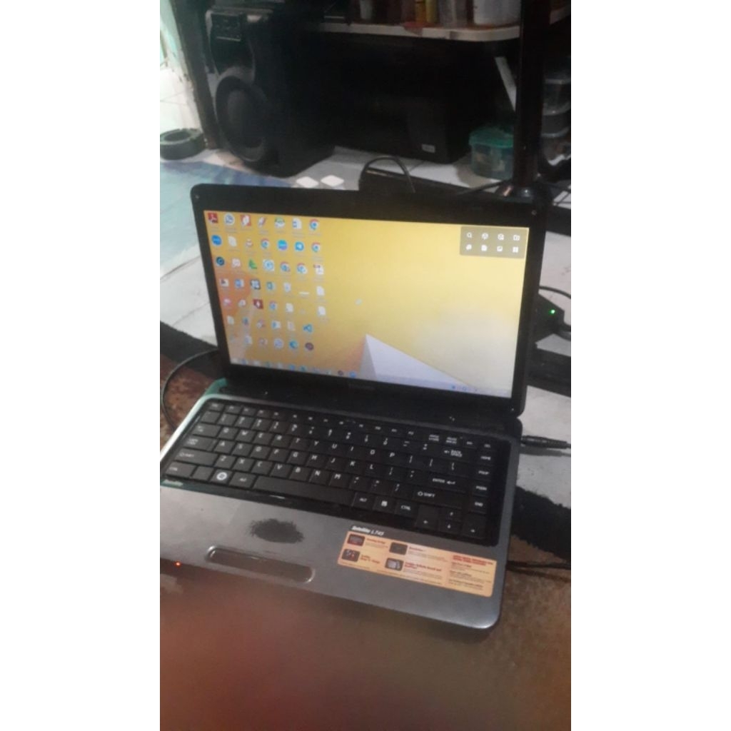 Laptop toshiba L645