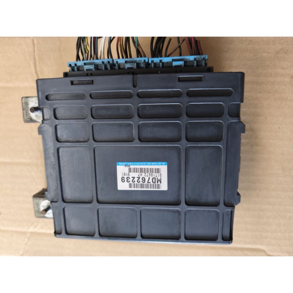 ECU engine ECU TCM modul matic galant hiu v6