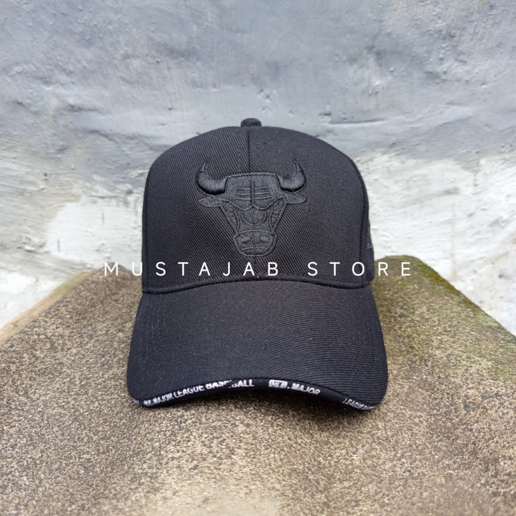 TOPI BASEBALL LOGO BULLS BANTENG HITAM PREMIUM - LOGO HITAM