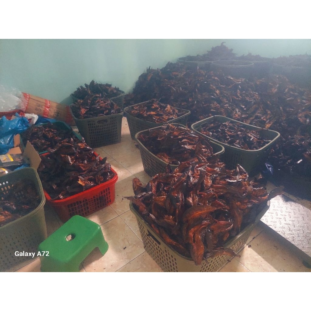 PREMIUM QUALITY Ikan Lele Asap / Ikan Salai 1 Kg