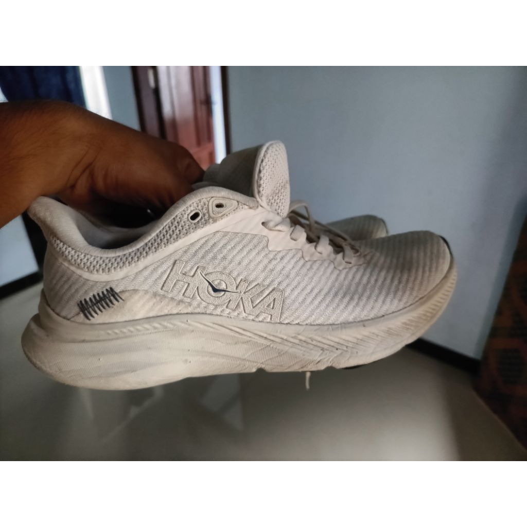 Sepatu Hoka One One second