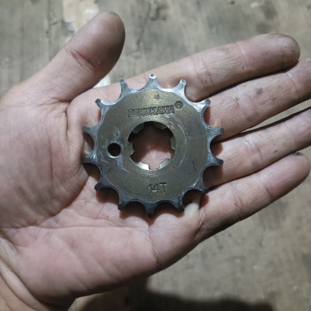 gear depan yamaha vixion r15 xabre