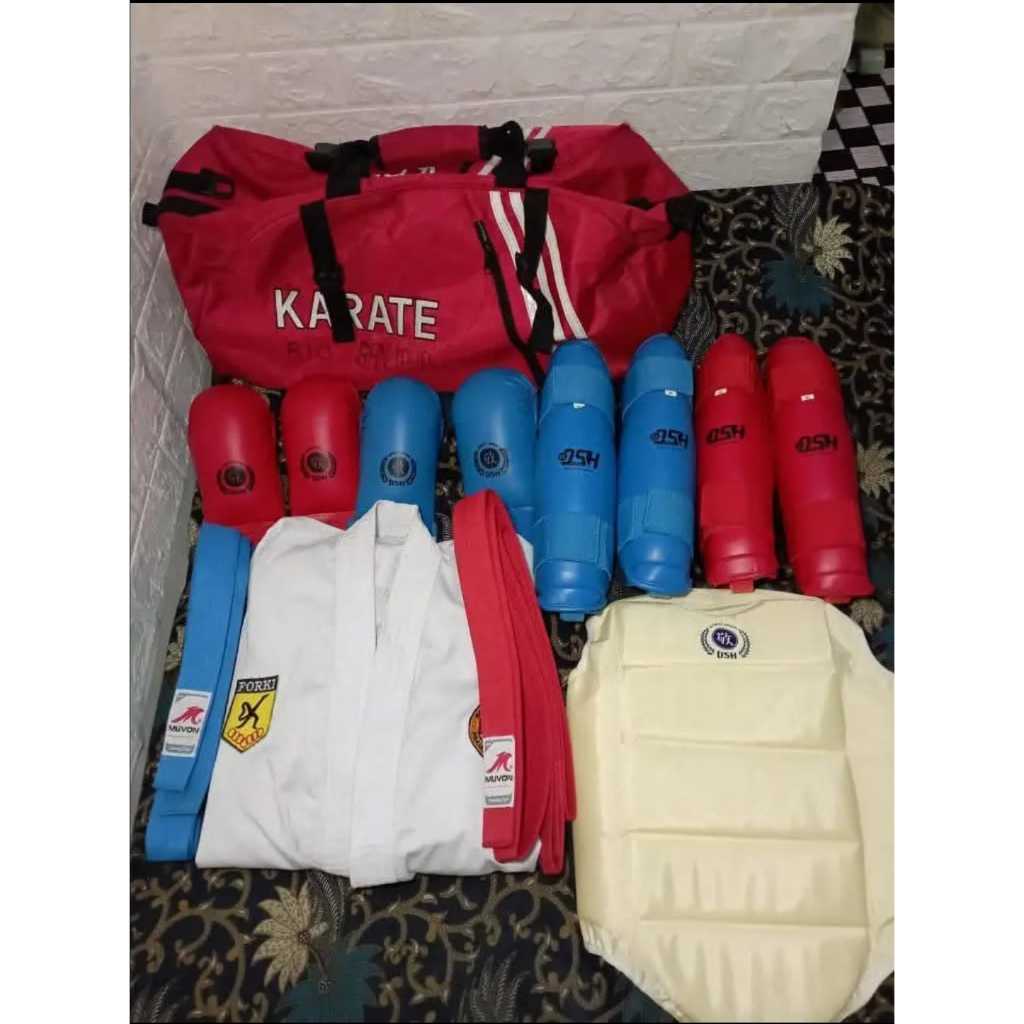 (SECOND LIKE NEW) Peralatan karate Fullset UKURAN XL (Karate Gi, handpro, body protector, legs prote