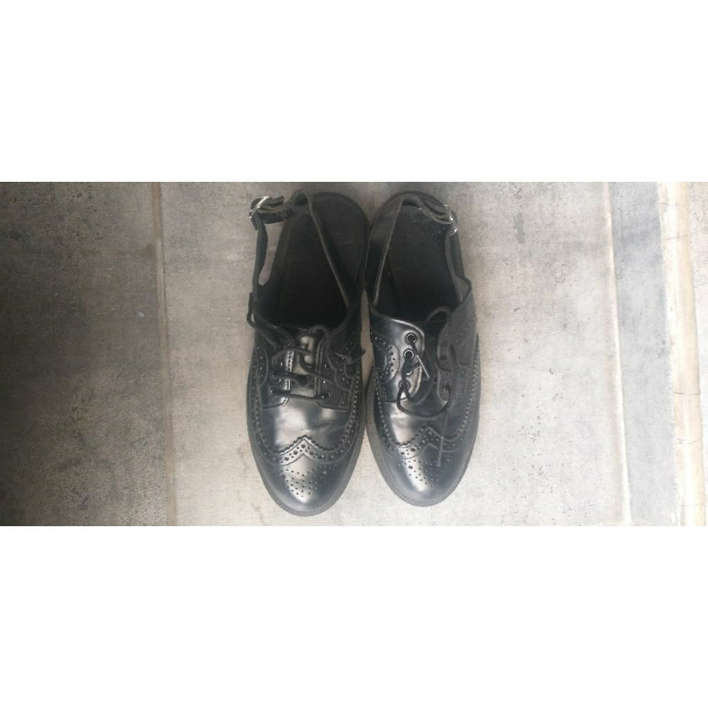 PRELOVED DR MARTENS GEORGIANA SANDALS (RARE ITEM)